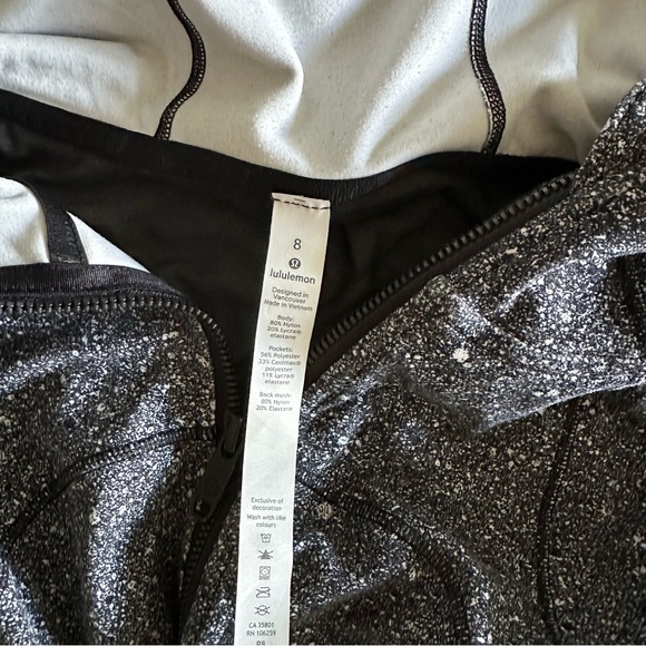 Lululemon Hooded Define Jacket *Nulu Luminesce Splatter White Black size 8 - Picture 8 of 10